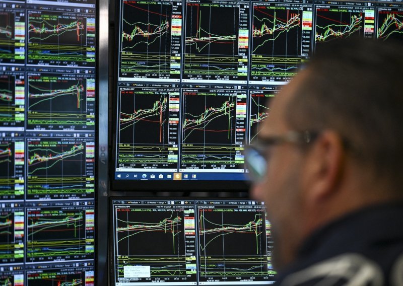 Burzovni indeksi na Wall Streetu porasli drugi dan zaredom