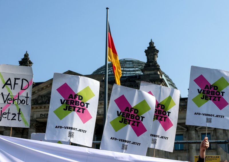 Promjena u Njemačkoj; desničarski AfD prestigao CDU/CSU