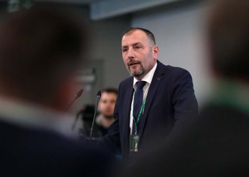 IDS i Vijeće bošnjačke nacionalne manjine u Puli potpisali sporazum o suradnji