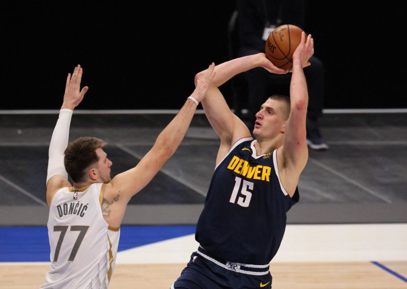 Razočarani Nikola Jokić napušta Denver i pridružuje se Luki Dončiću u Lakersima?!