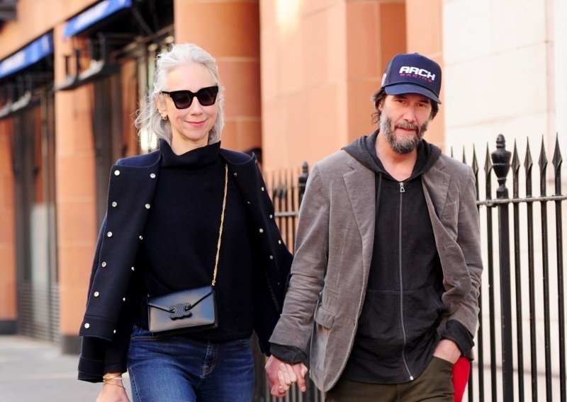 Zbog ovog su detalja svi uvjereni da se Keanu Reeves oženio u tajnosti