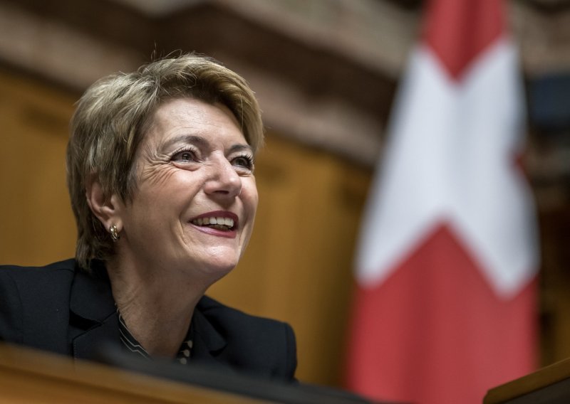 Ovo je žena koja je nazvala Trumpa i urazumila ga da povuče carine