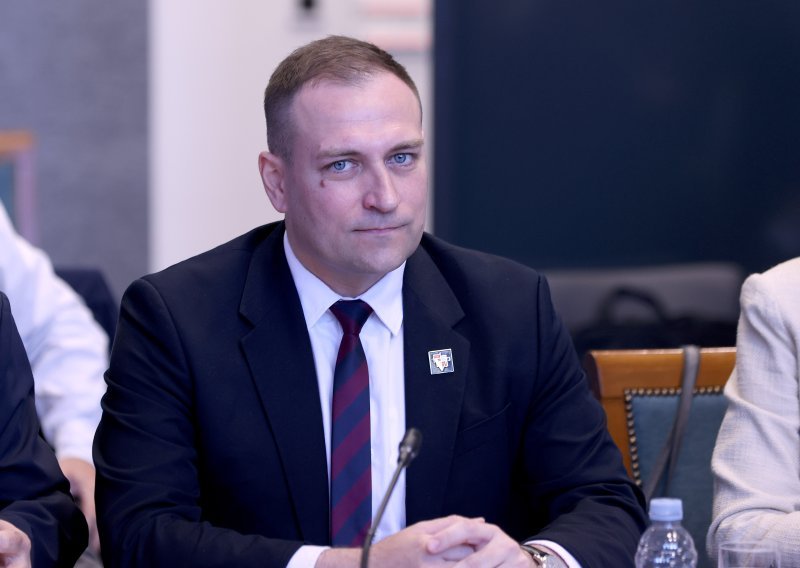 Za iznimno osjetljive sektore u poljoprivredi 14,96 milijuna eura