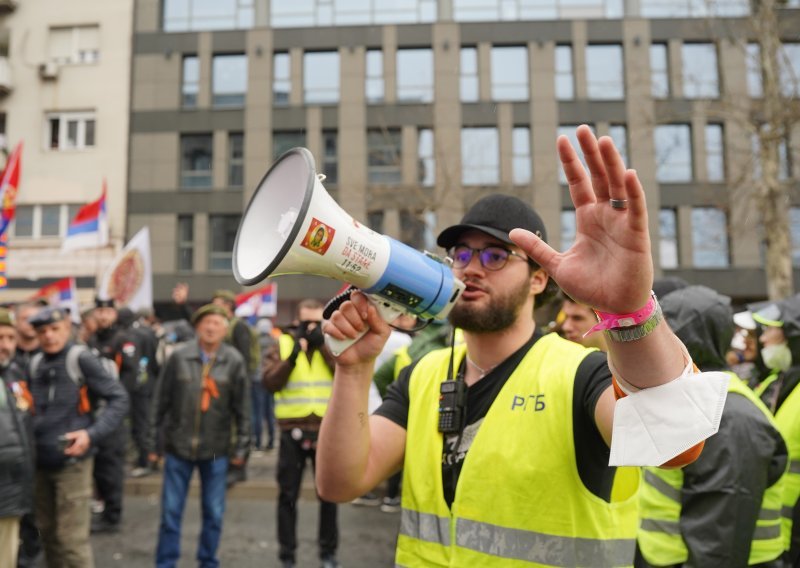 Studenti u Srbiji osudili protjerivanje hrvatske liječnice: To je politički progon