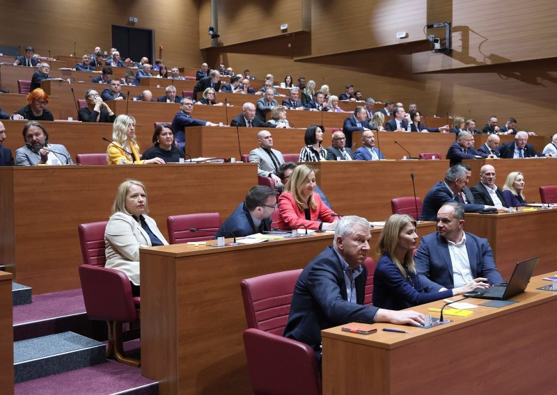 Zastupnici dali 'zeleno svjetlo' za novo kazneno djelo, kažnjavat će se podmićivanje zastupnika