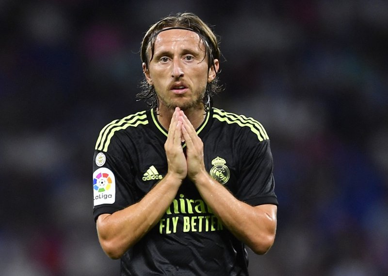 Velika čistka u Realu; Luka Modrić i Carlo Ancelotti moraju otići!