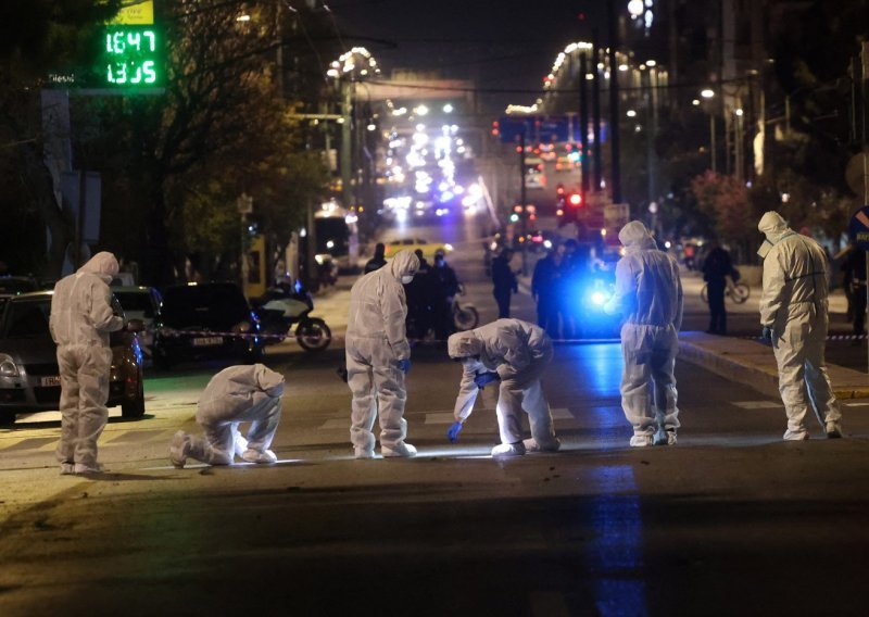 Bomba eksplodirala ispred ureda Helenskih željeznica u Ateni