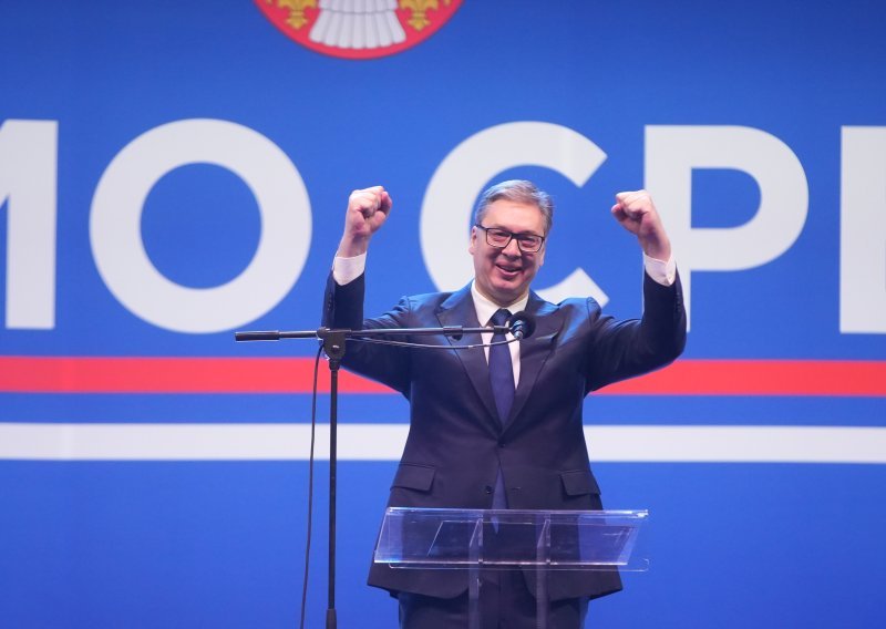Arhiv javnih skupova objavio koliko je ljudi bilo na Vučićevom mitingu
