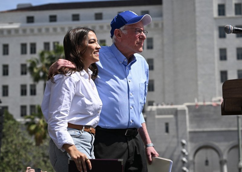 Jesu li Demokrati konačno našli protuotrov za Trumpa? Sanders i Ocasio-Cortez u kampanji po Americi
