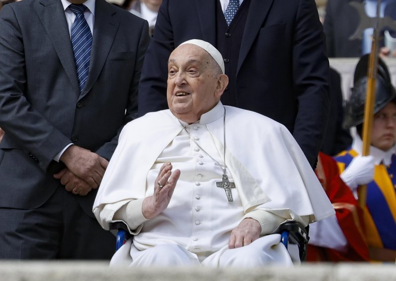 Papa je imao svog čovjeka za AI, a evo kako je govorio o utjecaju tehnologije na ljude