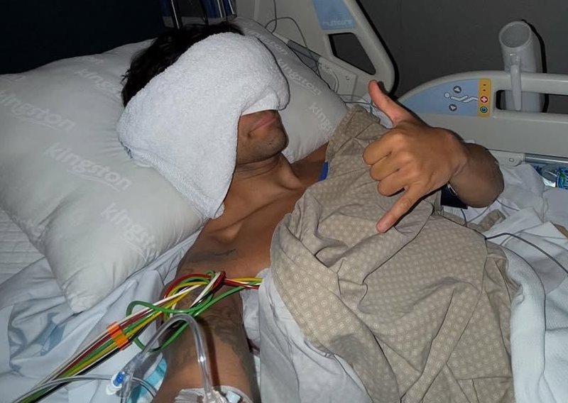 Stravičan pad svjetskog prvaka. Slomio je 11 rebara i javio se iz bolnice: 'Sreća da sam živ'