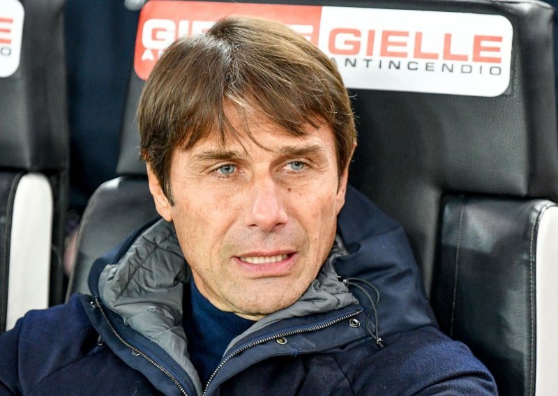 Antonio Conte odlučio i iduće sezone ostati u Napoliju