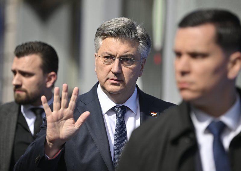 Plenković: Politika dvostrukih kriterija koju predvode SDP i Možemo je besramna i licemjerna