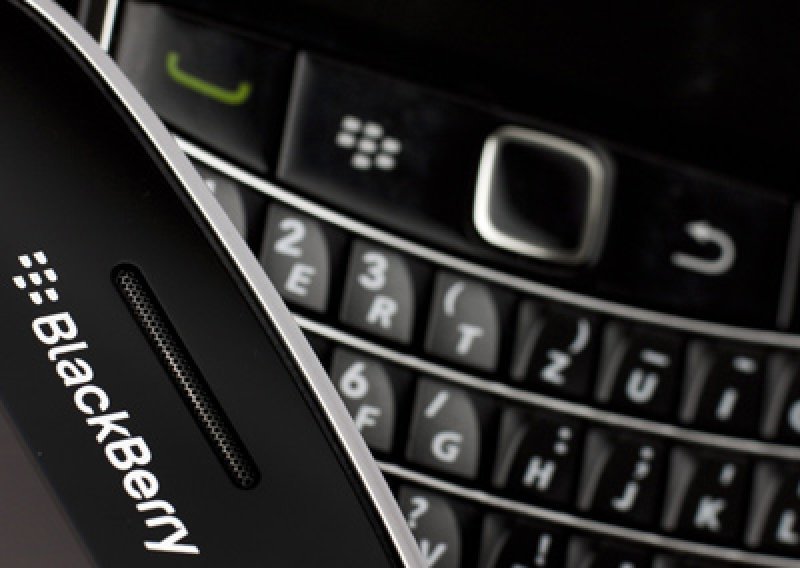 Američki diplomati koriste samo BlackBerry