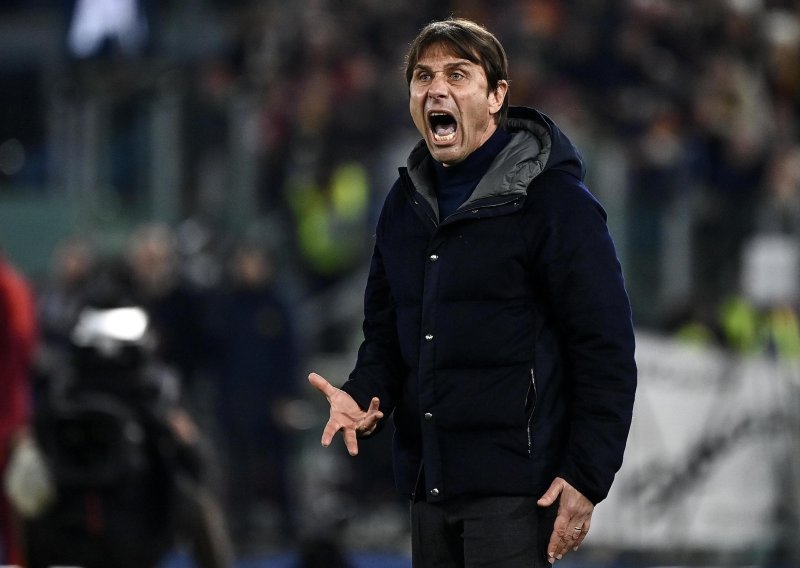 Conte pobrkao lončiće; zar Napoli igra i pobjeđuje zbog medija i novina?