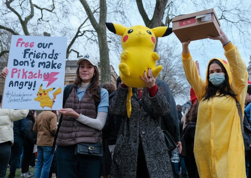 Od Turske do New Yorka: Kako je Pikachu postao ikona prosvjeda širom svijeta