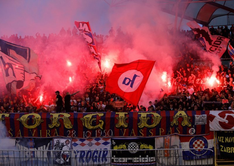 Torcida divljala i vrijeđala suca pa će Hajduk zbog toga platiti novu 'masnu' kaznu