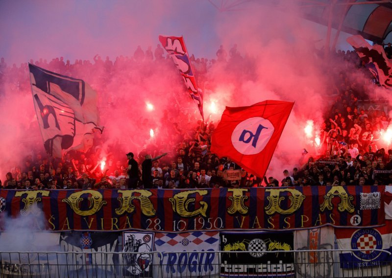Torcida divljala i vrijeđala suca pa će Hajduk zbog toga platiti novu 'masnu' kaznu