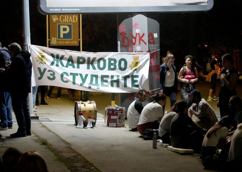 Nastavlja se blokada RTS-a, studenti iz Srbije kreću na maraton, trčat će do Bruxellesa