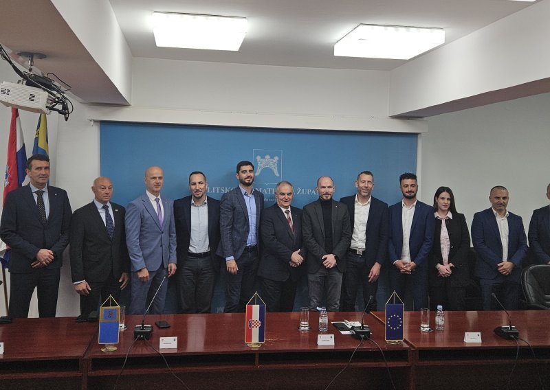 Širokopojasni pristup internetu uskoro dostupan na području općina Zmijavci, Lokvičići, Podbablje, Proložac i Runovići te grada Imotskog