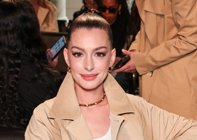 Društvene mreže gore zbog novog izgleda Anne Hathaway: 'Do 2045. će biti beba'