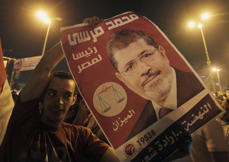 Bivši egipatski predsjednik Mursi osuđen na smrt
