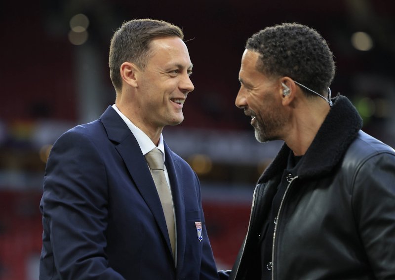 Sinoć se Old Trafford tresao od zvižduka prema Nemanji Matiću; Srbina oštro napao i Scholes