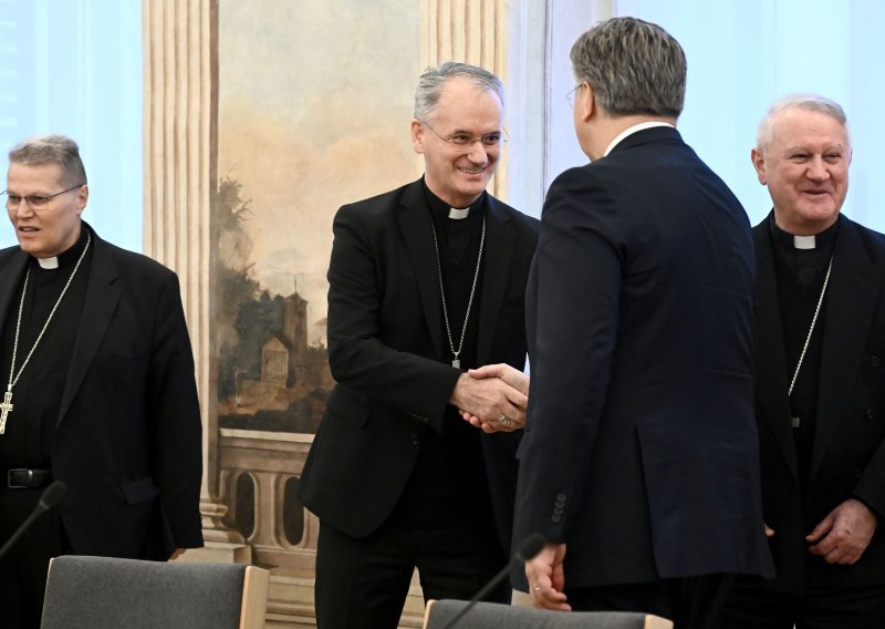 Premijer Plenković čestitao Uskrs Kutleši