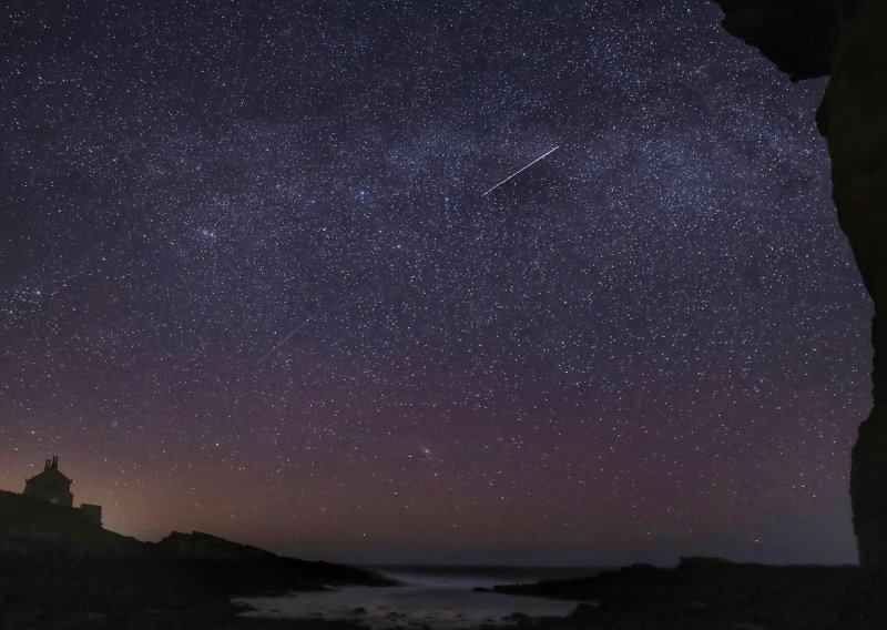 Na nebu je vidljiva meteorska kiša Lirida, evo kad ih je najbolje promatrati