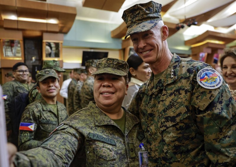 Demonstracija sile za Kinu: Amerikanci i Filipinci krenuli u vojne vježbe