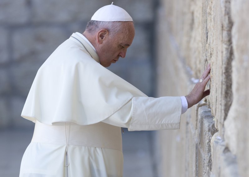 Papine mjere izazivale su i velik otpor u Crkvi, a ovi izazovi su mu bili najbolniji