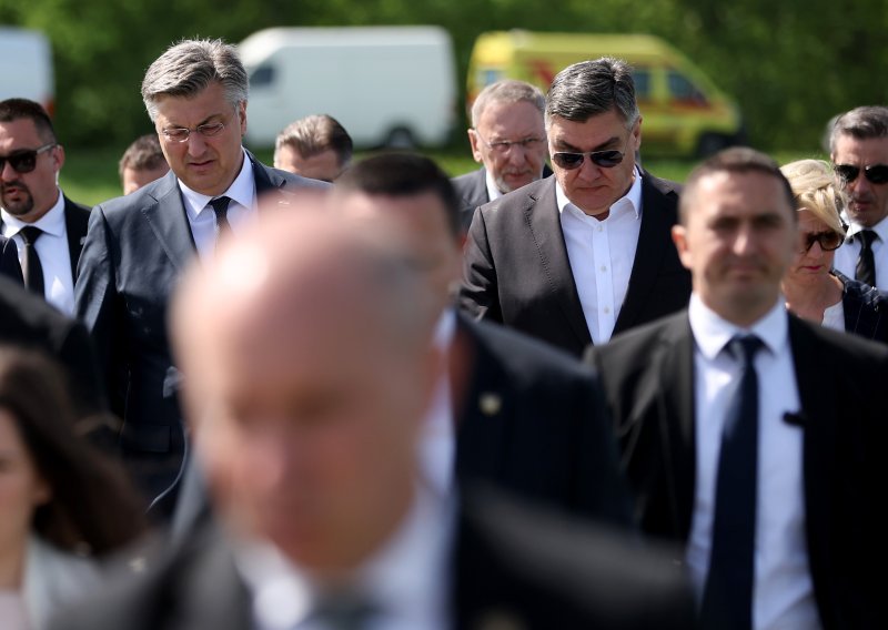 Tportal doznaje: Na ispraćaj pape Franje idu Plenković i Milanović