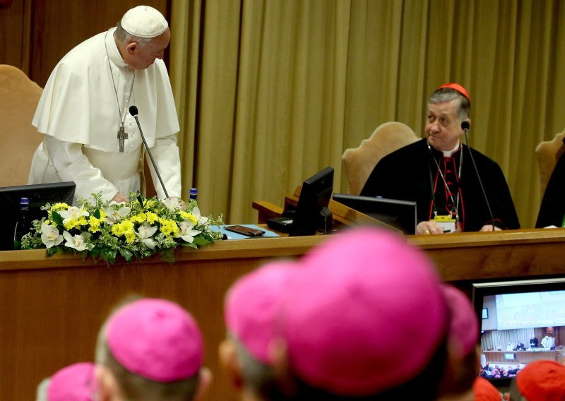 Uz Bozanića na konklavu stiže još jedan Hrvat, kardinal Blase Joseph Cupich