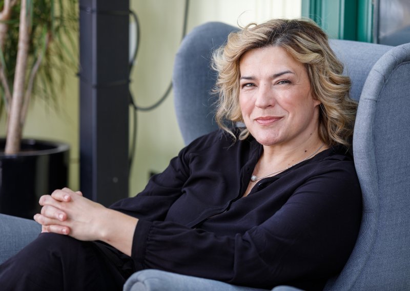 Dora Ruždjak Podolski: Samoća je postala predvorje smrti, a toga se najviše bojimo