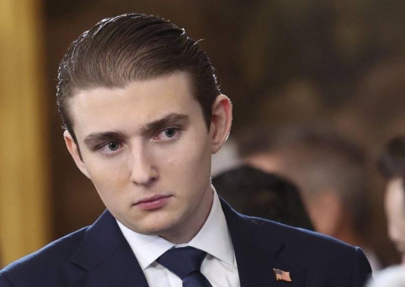 Samo jedan potez dijeli Barrona Trumpa od velikih problema