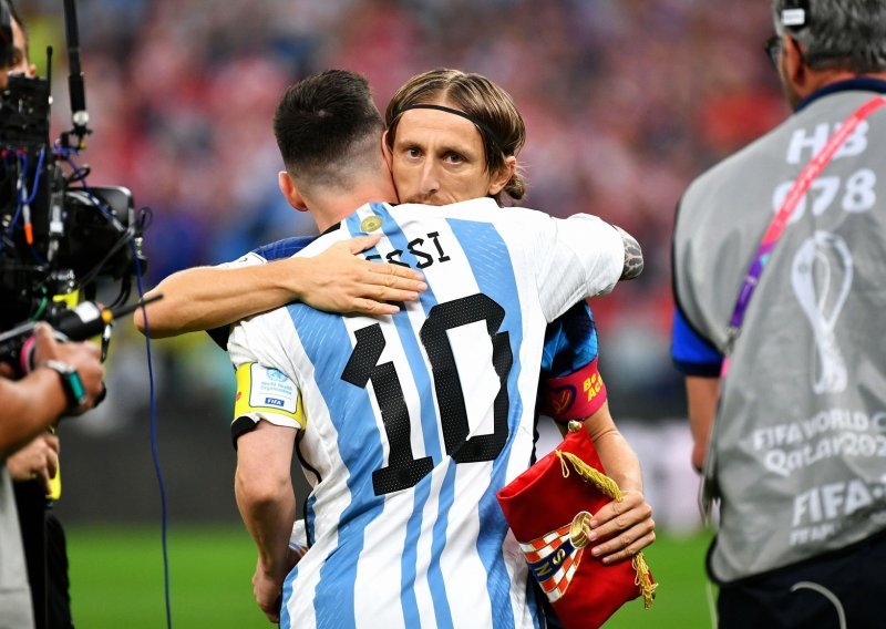 Messi želi igrati s Modrićem! Sprema se veliki transfer
