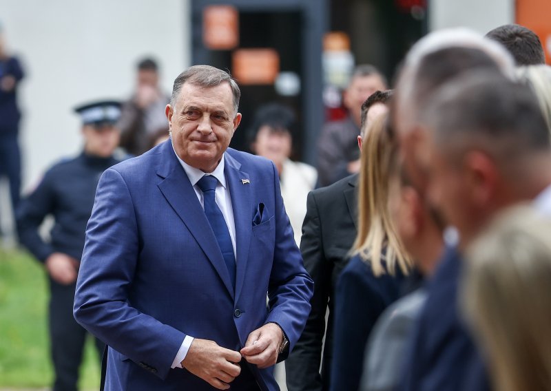 Ruski veleposlanik branio Dodika u Vijeću sigurnosti UN-a, Schmidta optužio: Trujete BiH