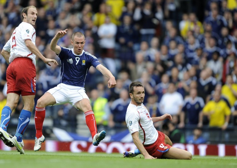 Kenny Miller nastavlja karijeru u Vancouveru