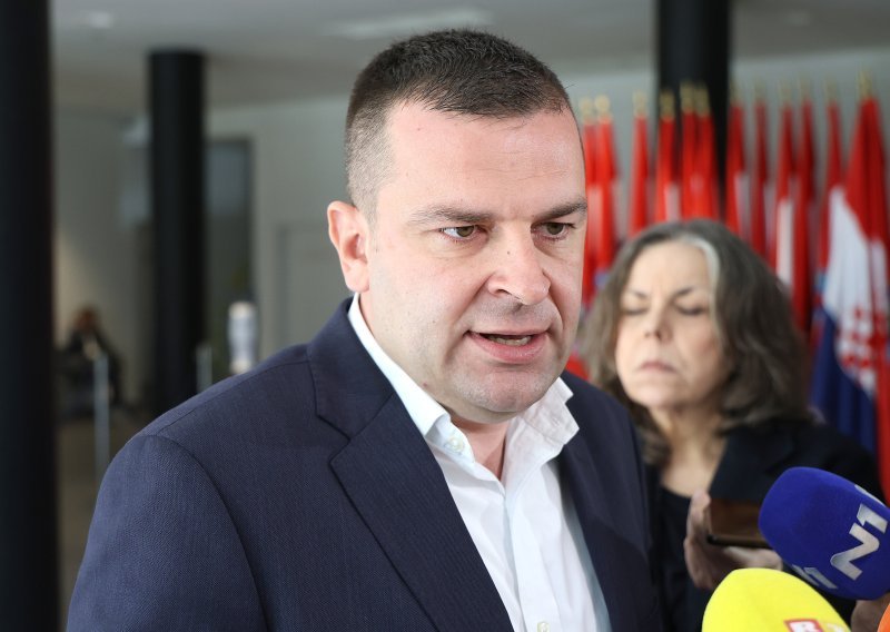 Ovih 15 kandidata borit će se za gradonačelničku funkciju u Bjelovarsko-bilogorskoj