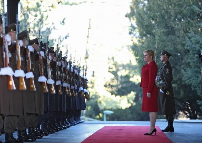 Kolinda Grabar Kitarović na Pantovčak vratila Tuđmanov stol