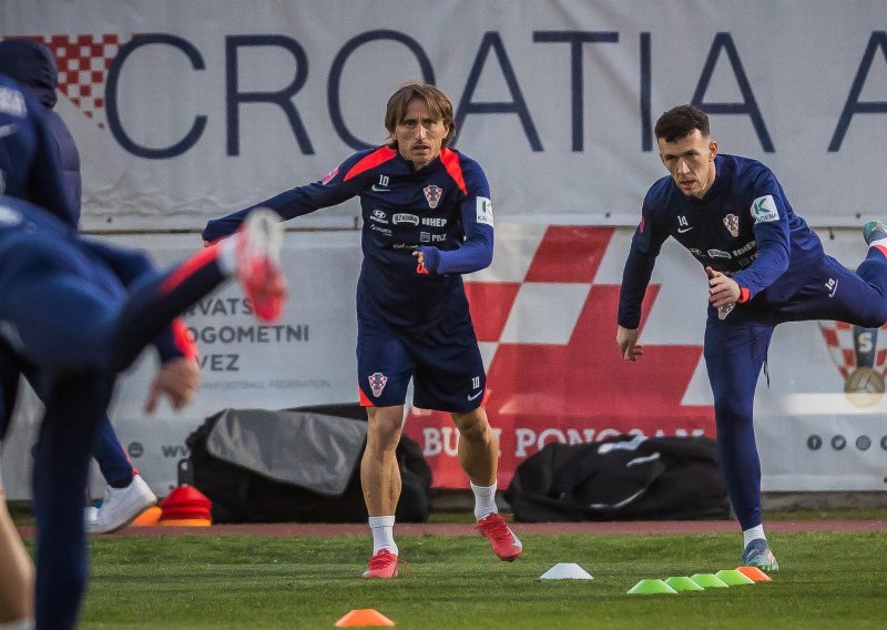 Ivan Perišić na poziv Hrvata seli u redove europskog velikana?