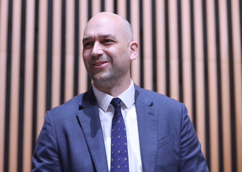 Zoričić objasnio kako će se birati članovi nadzornih odbora poduzeća u državnom vlasništvu