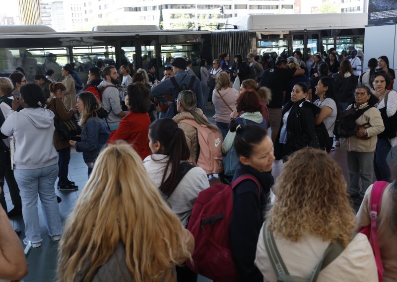 Što je uzrok jednom od najvećih nestanaka struje u Europi? 'Istraga bi mogla potrajati mjesecima'