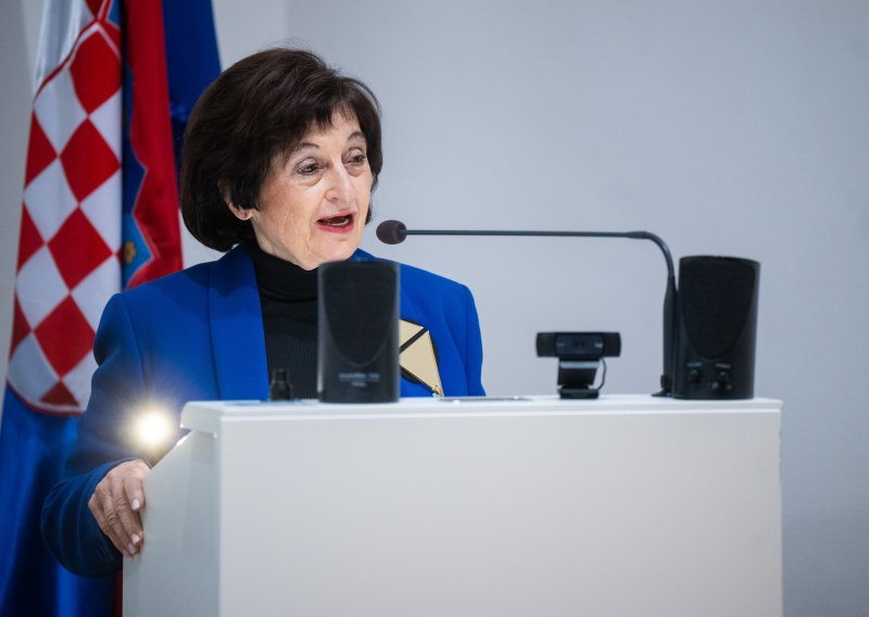 Dubravka Oraić Tolić i Ljerka Matić osvojile nagrade HKD 'Dubravko Horvatić'