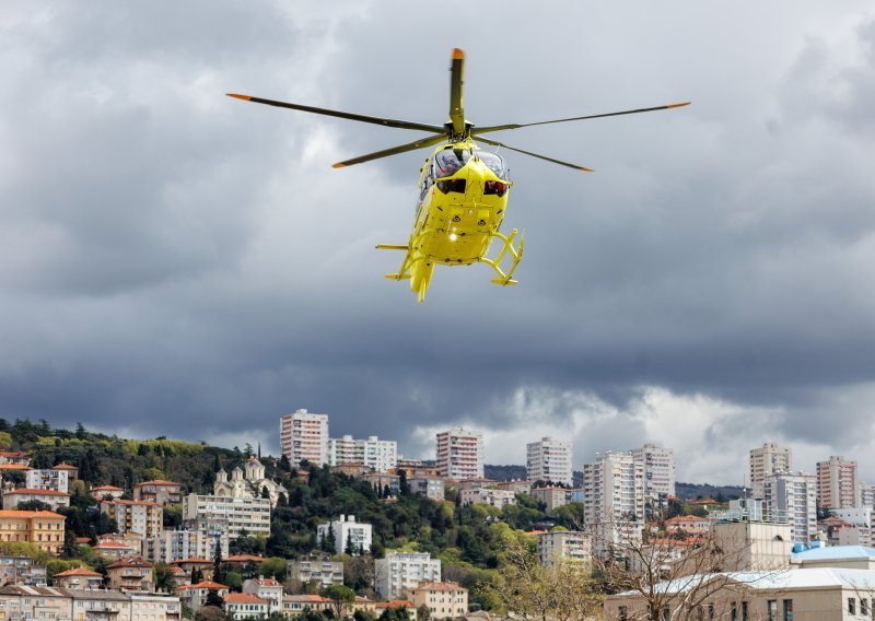 Helikopter hitne sletio po dijete na Lošinj, pa odletio prazan; Pokrenut nadzor
