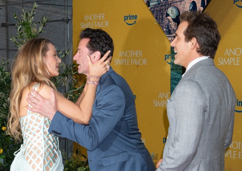 Hugh Jackman na udaru zbog Ryana Reynoldsa i Blake Lively: Upozoravaju ga da ih se kloni