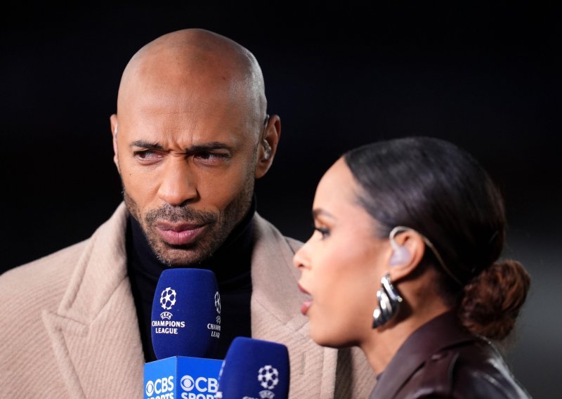 Nakon sinoćnjeg spektakla u Barceloni, Thierry Henry žali za kutnim pravilom kojeg je UEFA ukinula