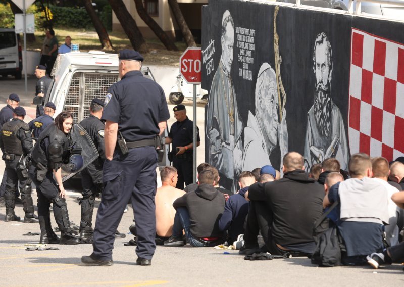 Objavljena snimka cijele tučnjave Torcide i Bad Blue Boysa