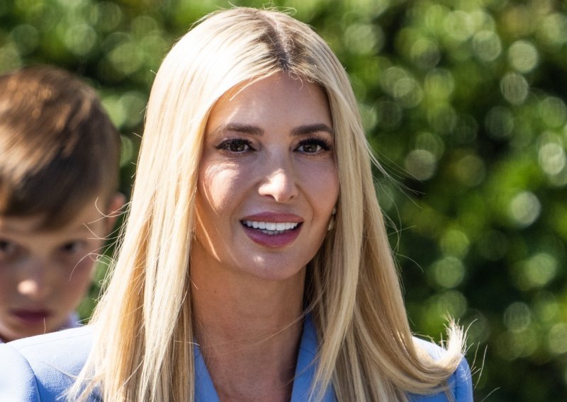 Ivanka Trump otkrila savršenu liniju u nikad užoj i nikad kraćoj haljinici