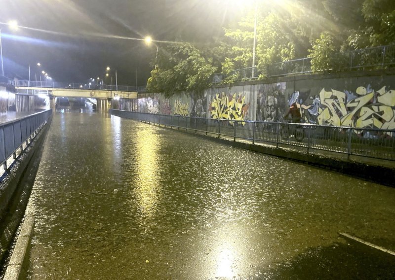 Olujno nevrijeme s tučom veličine kokošjih jaja protutnjalo kroz zapadnu Slavoniju